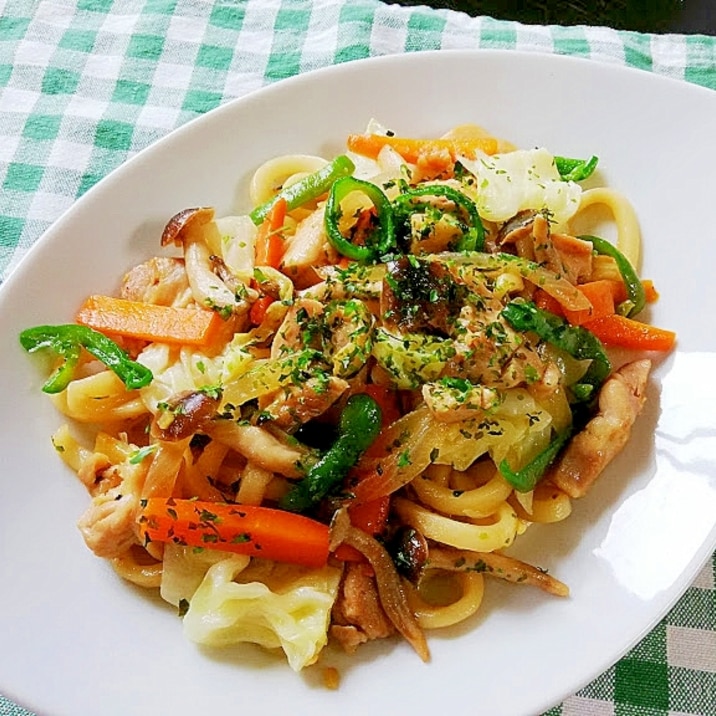 めんつゆで簡単♪野菜たっぷり焼うどん